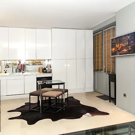 Loft Atypique Avec Terrasse, Calme Et Cosy Apartamento