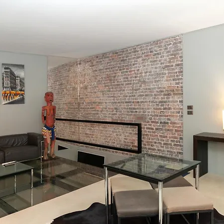 Apartamento Loft Atypique Avec Terrasse, Calme Et Cosy *