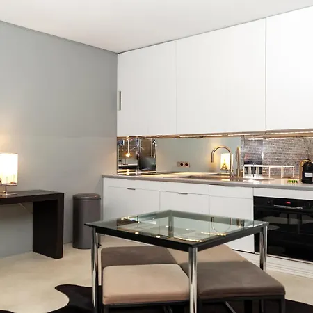 Apartamento Loft Atypique Avec Terrasse, Calme Et Cosy *