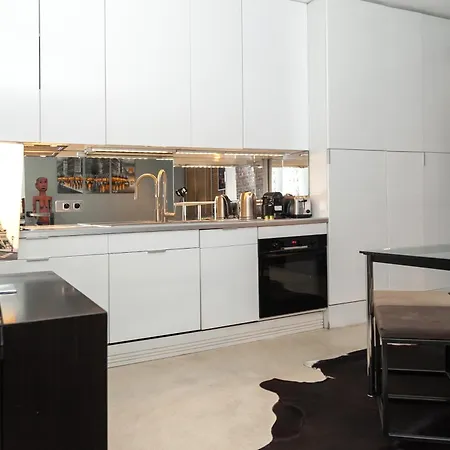 Loft Atypique Avec Terrasse, Calme Et Cosy *