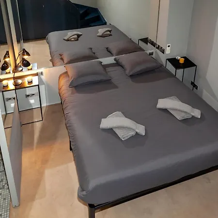 Apartamento Loft Atypique Avec Terrasse, Calme Et Cosy Paris